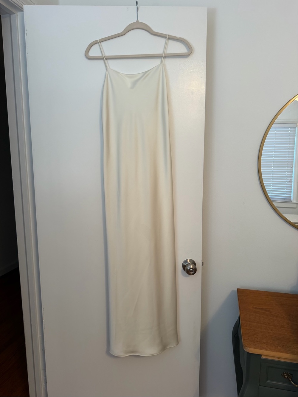 L'Academie White Cape-Overlay Maxi Dress - Picture 13 of 16